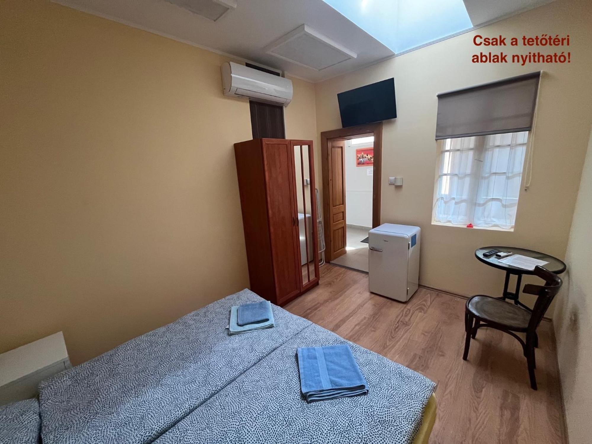 Koelcsey 21 Vendeghaz Hotel ไฮจ์ดุสโซบอสโล ภายนอก รูปภาพ