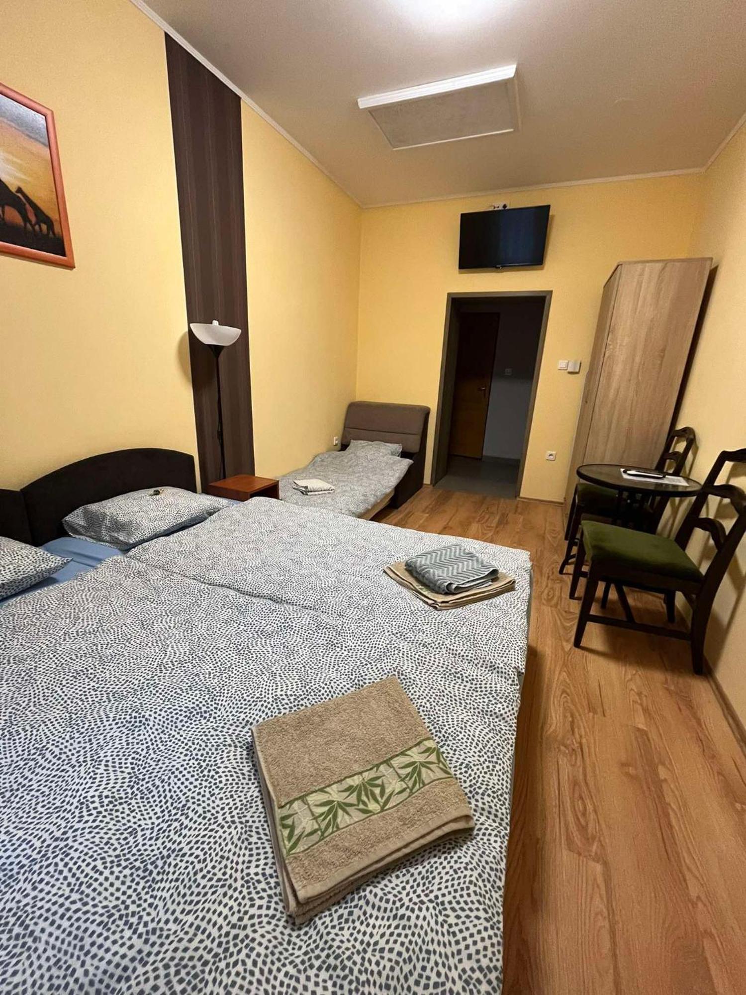 Koelcsey 21 Vendeghaz Hotel ไฮจ์ดุสโซบอสโล ภายนอก รูปภาพ